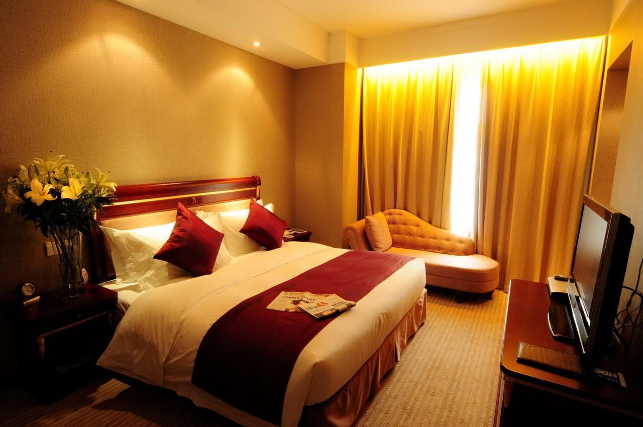 Grand Madison Shanghai Jinqiao Room photo