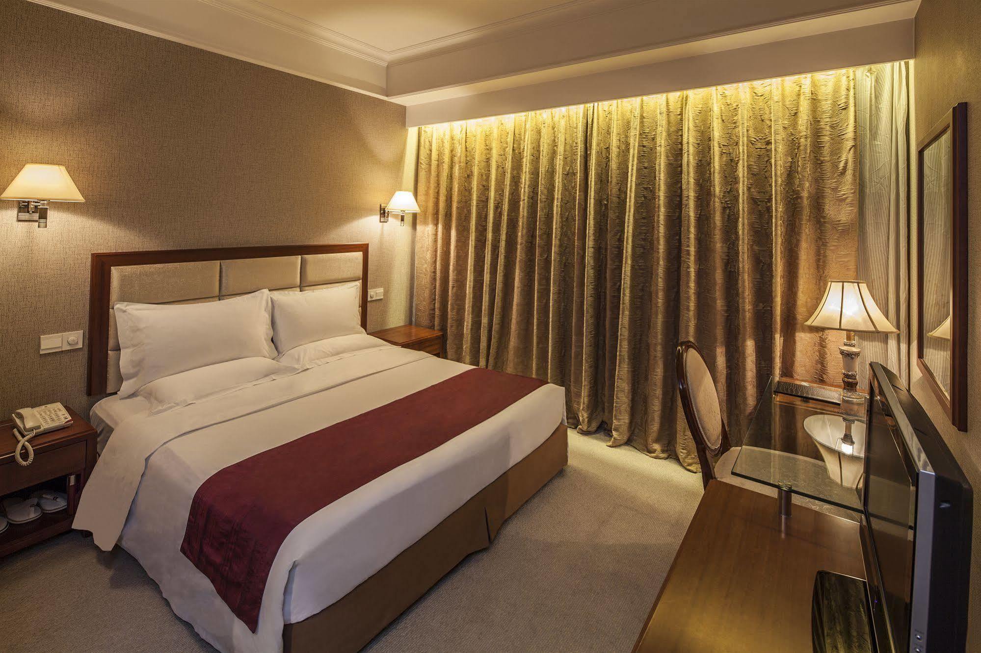 Grand Madison Shanghai Jinqiao Exterior photo