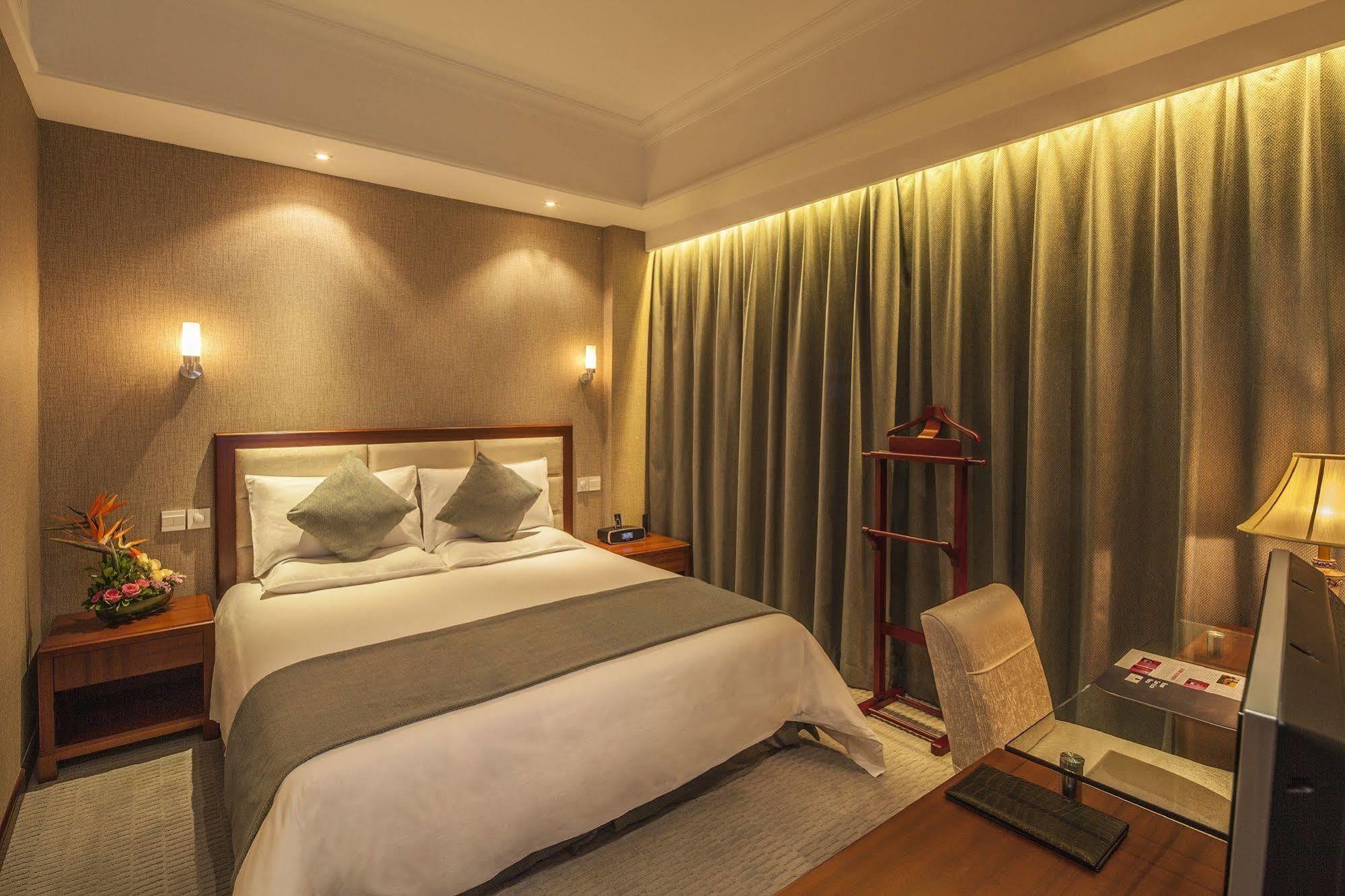 Grand Madison Shanghai Jinqiao Exterior photo