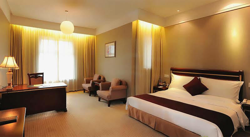 Grand Madison Shanghai Jinqiao Exterior photo